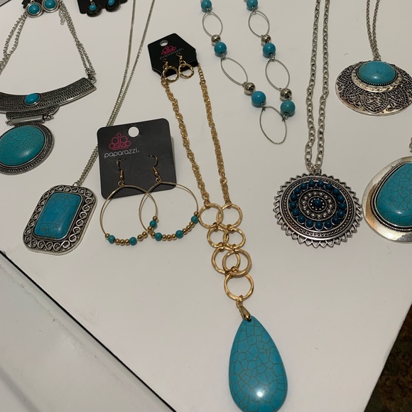 paparazzi Jewelry - 17  Piece -  Paparazzi Faux Turquoise  Bundle